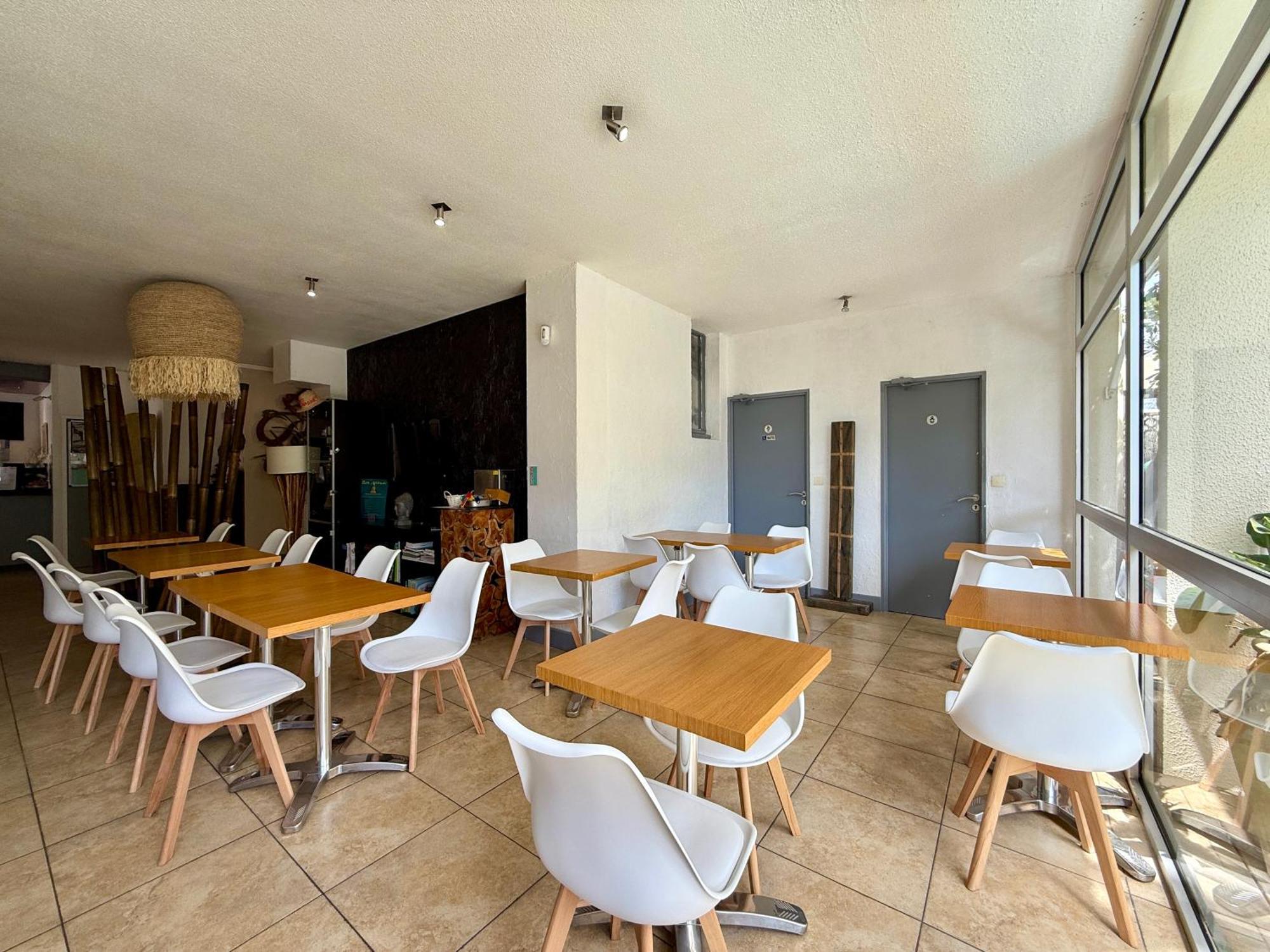 Hotel Les Grenadines Agde Esterno foto