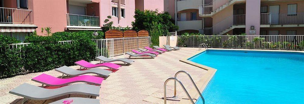 Hotel Les Grenadines Agde Esterno foto